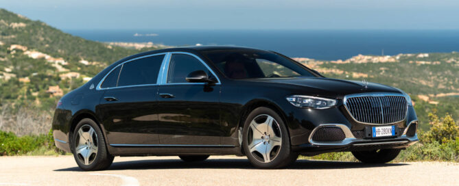 Mercedes Maybach NCC Costa Smeralda auto di lusso con autista privato